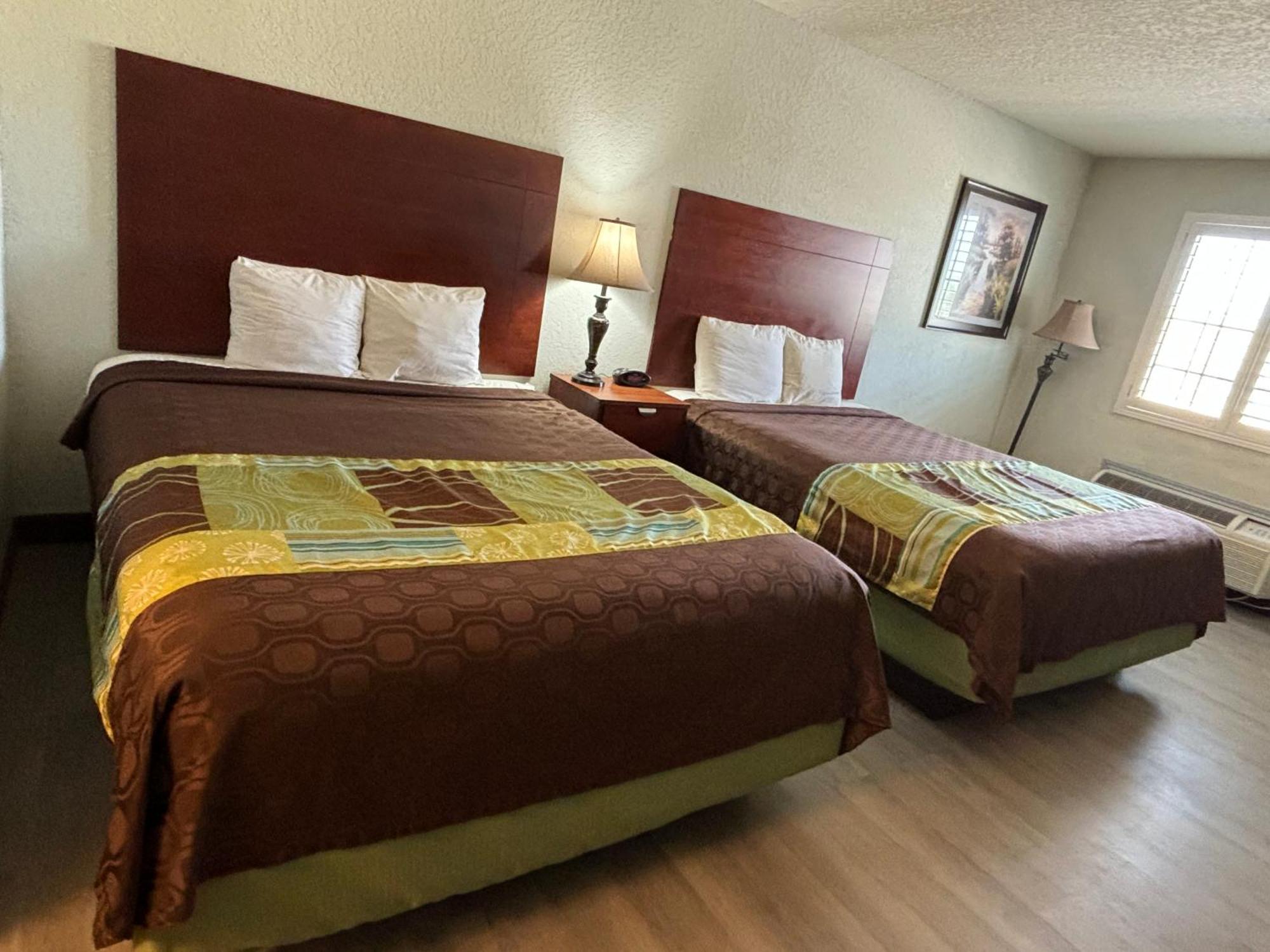 Hotel Bien Venido Pearsall Extérieur photo